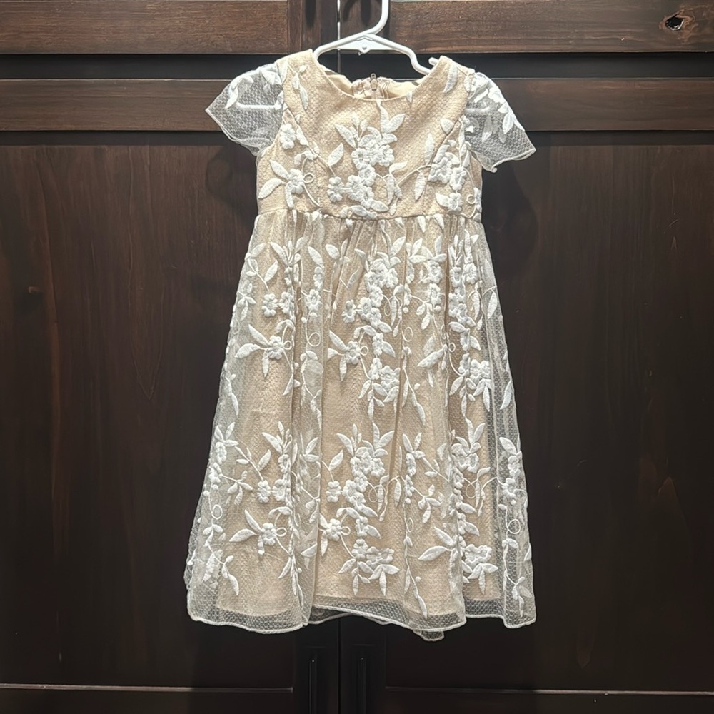 Darling 3T flower girl dress. Worn just once during wedding.